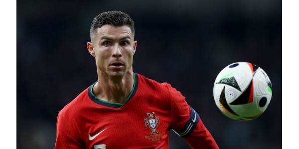 CRISTIANO RONALDO wurde in Portugals Kader für den Europapokal berufen